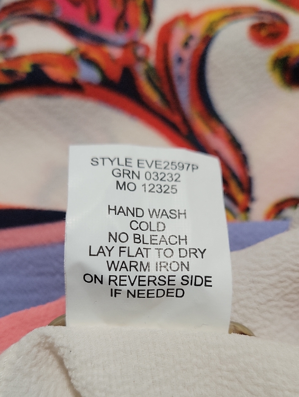Fig and Flower Cream Scroll-Print Women's Blouse - Size PXL - Picture 5 of 11